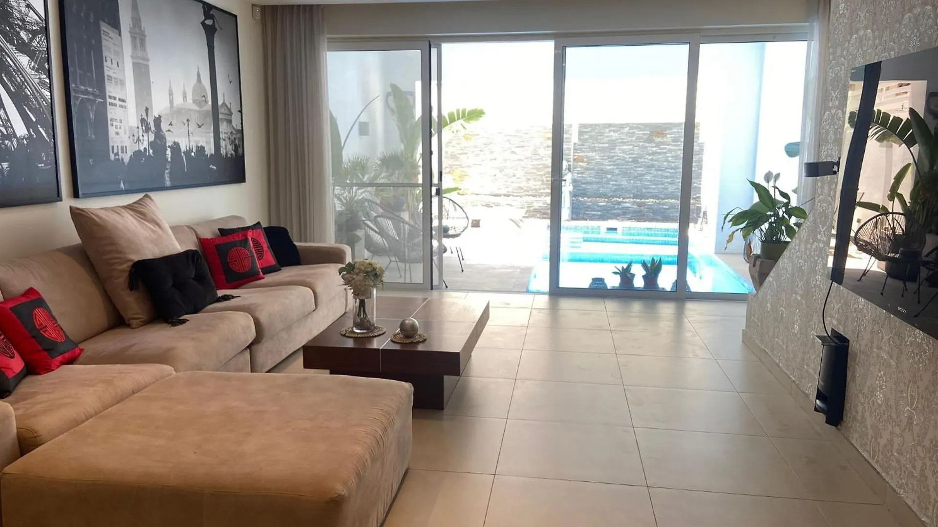 Luxurious 3 Bedroom With Pool Saint Julian's 0*,  马耳他